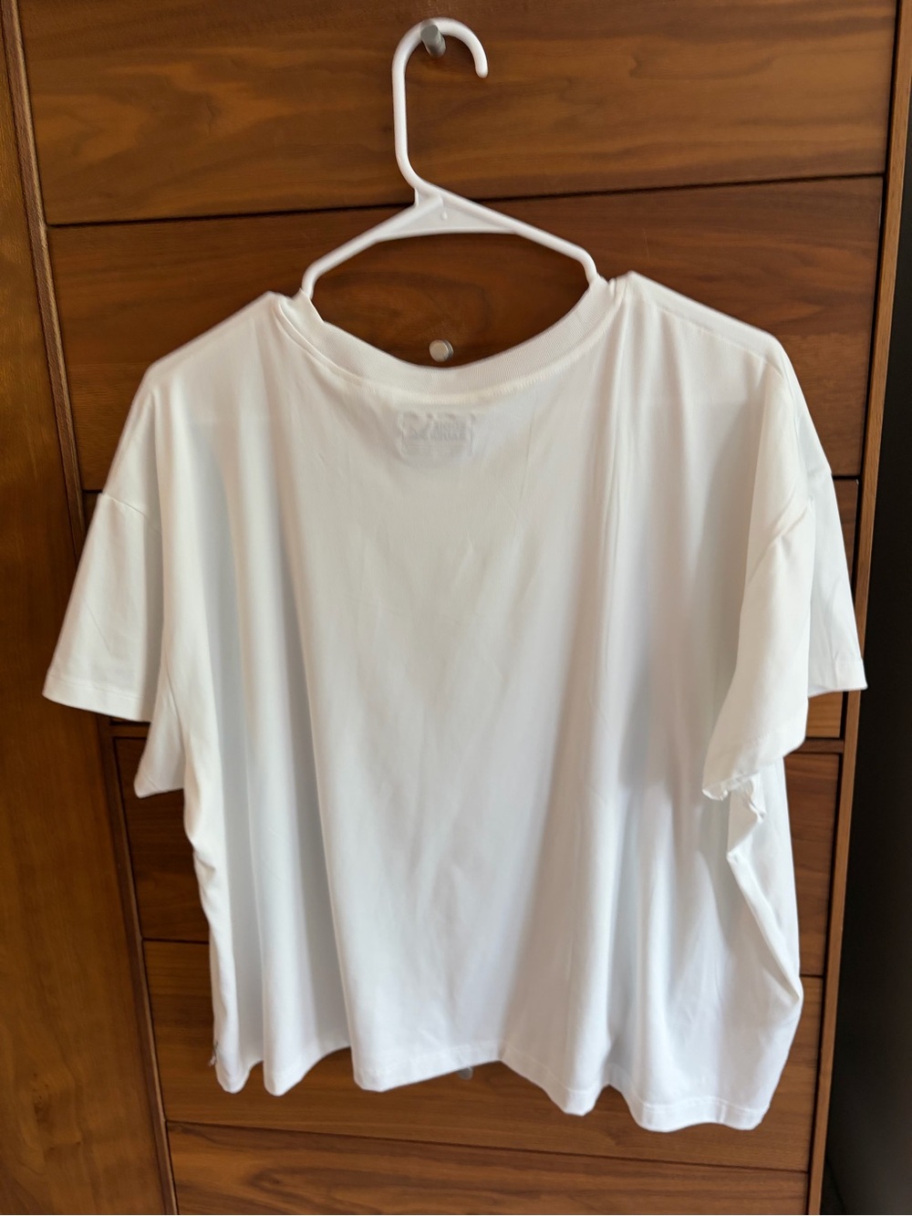 Vuori Women's Sutton V-Neck size XL - Picture 4 of 5